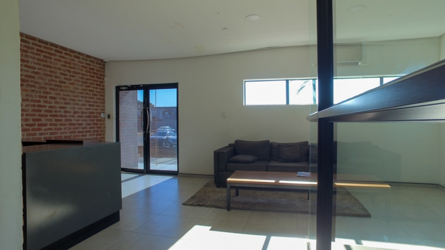 To Let commercial Property for Rent in Oos Einde North West